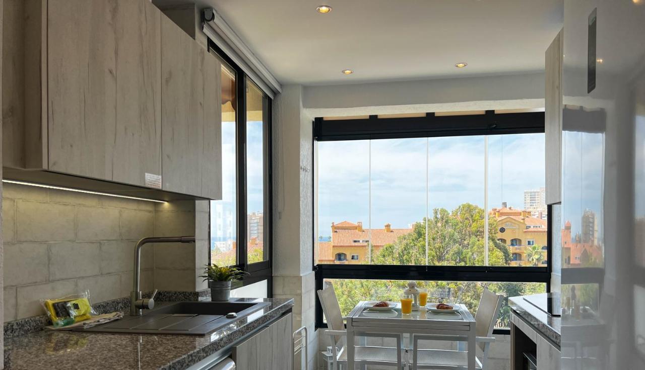 Apartment Aloha Playa Malaga Бенальмадена Экстерьер фото