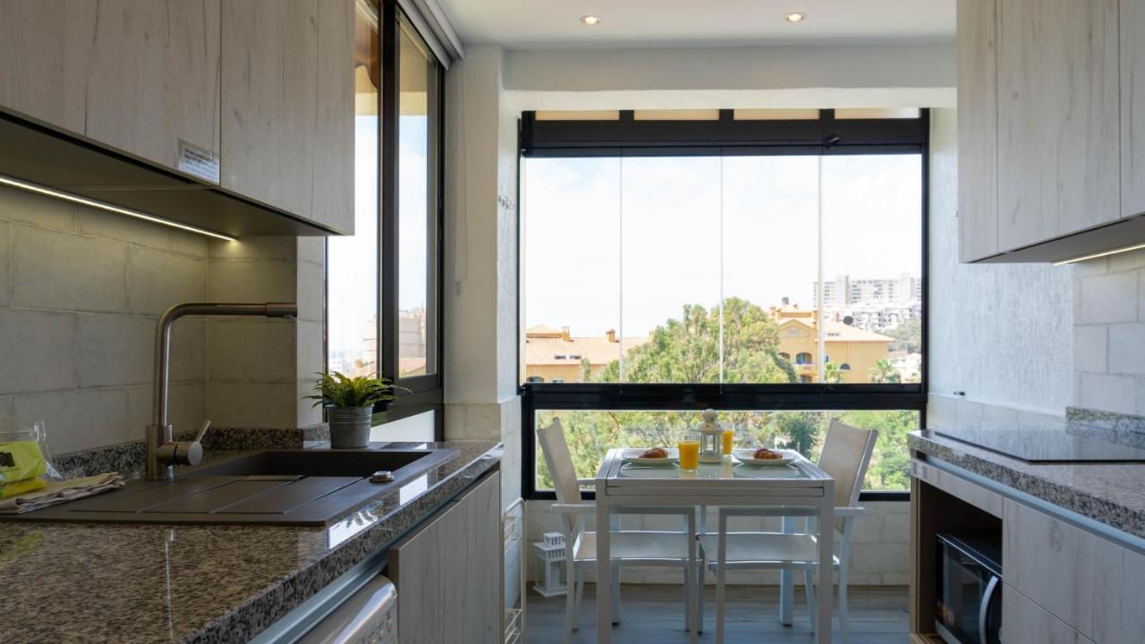 Apartment Aloha Playa Malaga Бенальмадена Экстерьер фото